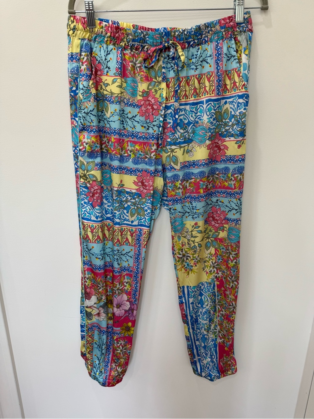 Johnny Was Multicolor Floral Patchwork etta joggers size medium